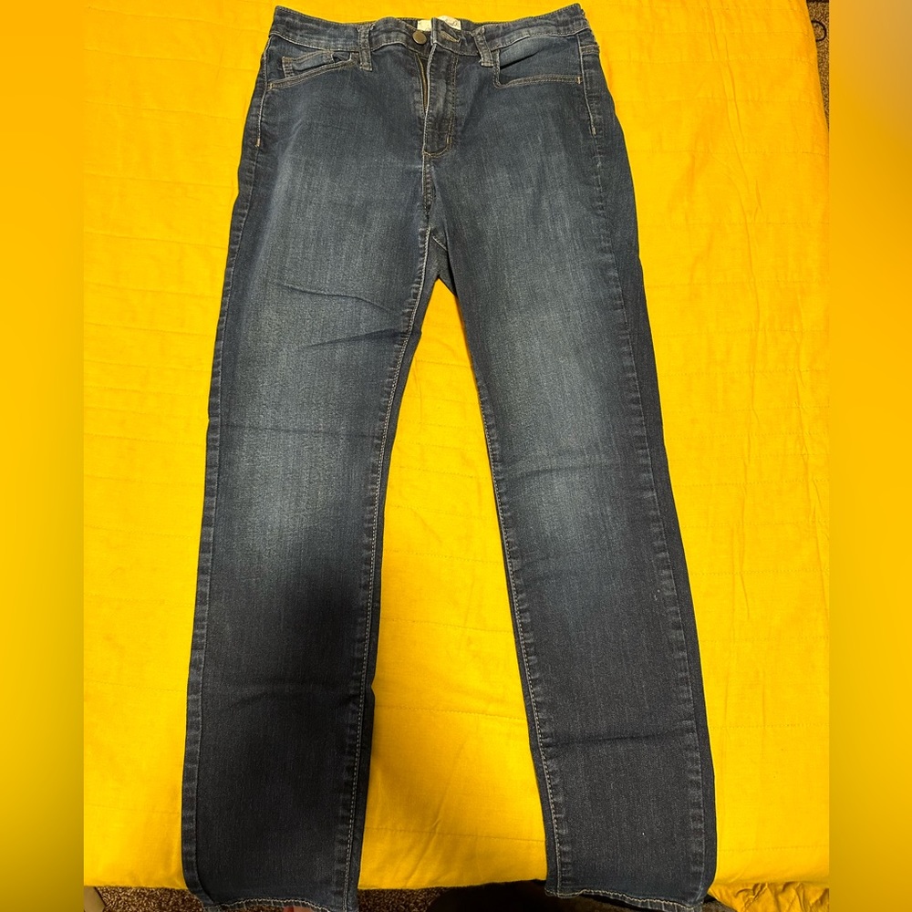 Women’s skinny jeans